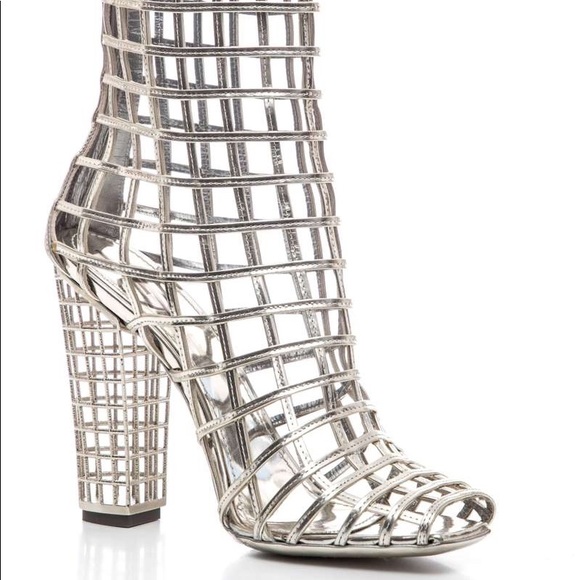 LOOKING FOR THESE YSL CAGED ANKLE BOOTS - Picture 2 of 3